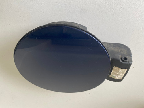 VW GOLF MK5 USED DARK BLUE PETROL FLAP 1K6 809 857