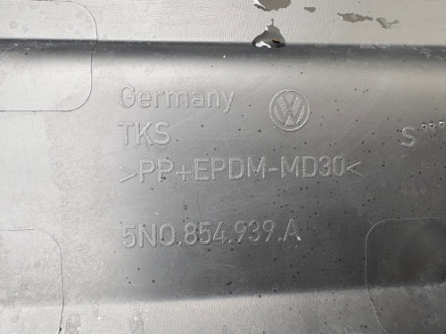 VW TIGUAN 5N USED LHF LOWER OUTER DOOR MOULD 5N0 854 939 A