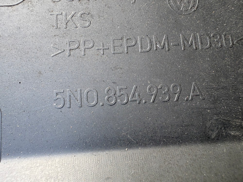 VW TIGUAN 5N USED LHF LOWER OUTER DOOR MOULD 5N0 854 939 A