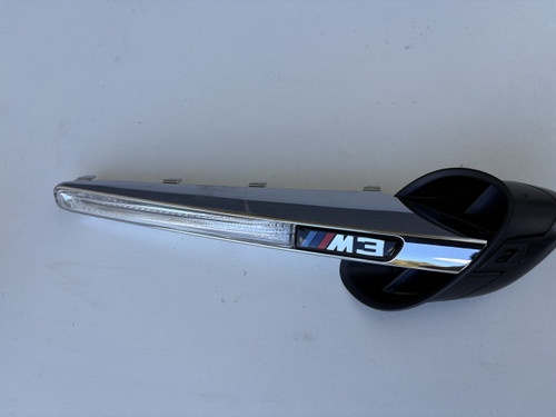 BMW E92 M3 NEW GENUINE RH GUARD GRILLE 51 13 8 046 502