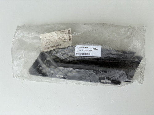 BMW E90 NEW GENUINE LOWER BAR GRILLE 51 11 7 154 551