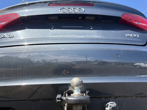 AUDI A3 8P CONVERTIBLE USED TOW BAR KIT PART NUMBER 5-X4H