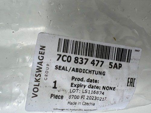 VW CRAFTER 2017-2025 NEW GENUINE LHF DOOR WAIST MOULD 7C0 837 477 5AP