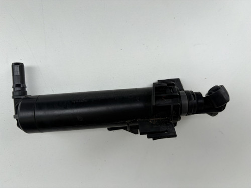 AUDI A4 B8 FACE LIFT USED RHF BAR WASHER JET 8K0 955 102 D