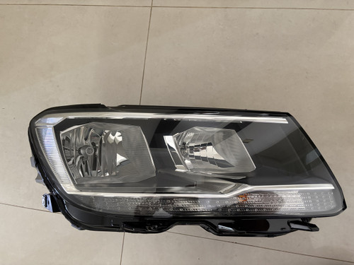 VW TIGUAN 2016 - 2021 USED RH HALOGEN HEADLIGHT 6NC 941 006 B