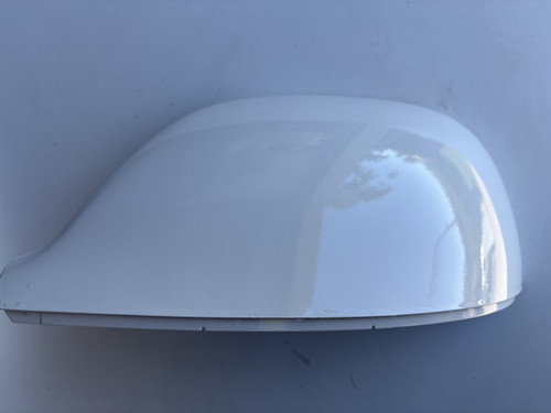VW AMAROK TRANSPORTER T5 NEW NON GENUINE MIRROR LH COVER IN WHITE B9A