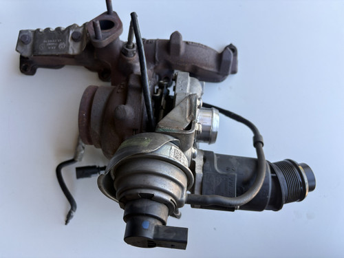 VW MULTIVAN CCH ENGINE USED TURBO CHARGER 03L 253 016 M