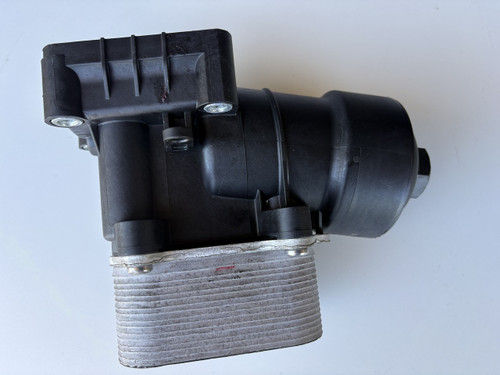 VW TRANSPORTER MULTIVAN 2L TDI USED OIL FILTER HOUSING WITH OIL COOLER TOPRAN 117 295