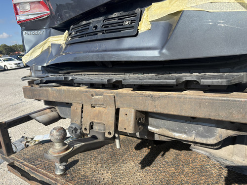 VW PASSAT 3C WAGON 2012 ON USED TOW BAR KIT VGA 803 921 PAS 13