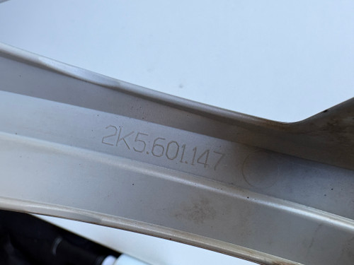 VW CADDY USED GENUINE HUB CAP WITH FEW GUTTER MARKS  2K5 601 147