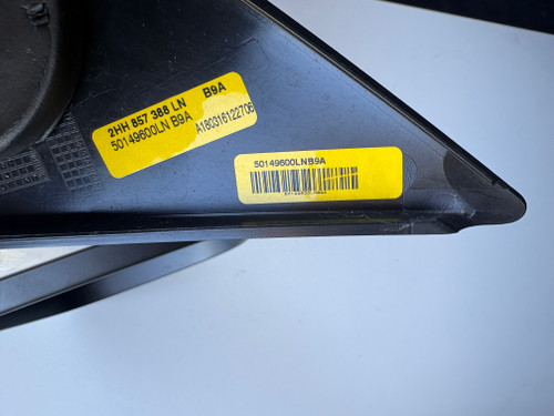 VW AMAROK LATE 2017-2022 USED RH DOOR MIRROR IN WHITE  2HH 857 388 LN B9A