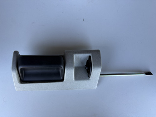 VW MULTIVAN USED LH SLIDING DOOR INNER HANDLE 7H0 843 641 E