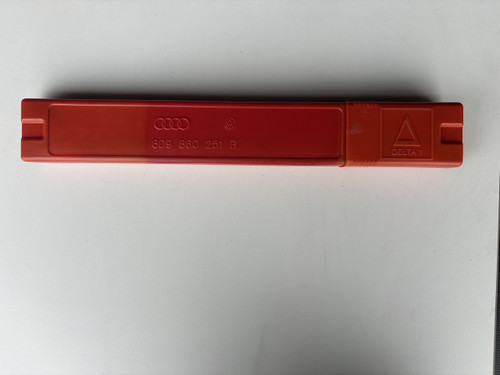 AUDI USED EMERGENCY TRIANGLE 8D9 860 251 B