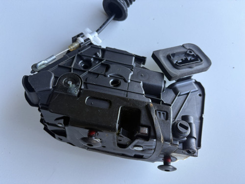 VW JETTA 2012 0N USED RHR DOOR LOCK ACTUATOR 5K4 839 016 R