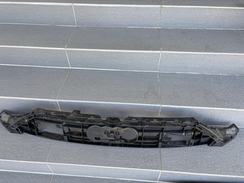 AUDI A7 2021 USED FRONT BUMPER CENTRE PLATE 4K8 807 233 A