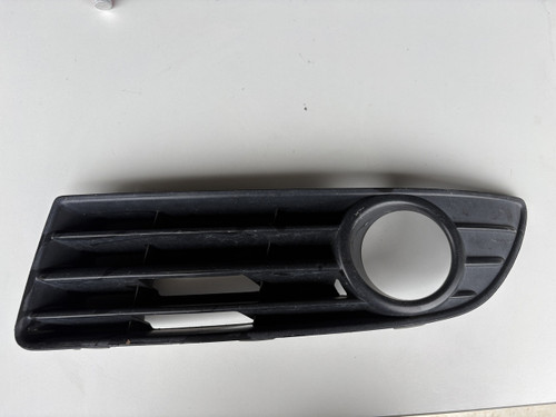 VW POLO 9N GTI USED LH LOWER BAR GRILLE 6Q0 853 665 E