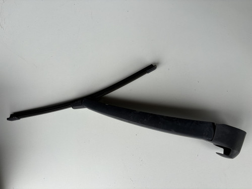 VW POLO 9N USED REAR WIPER ARM 6Q6 955 707 B