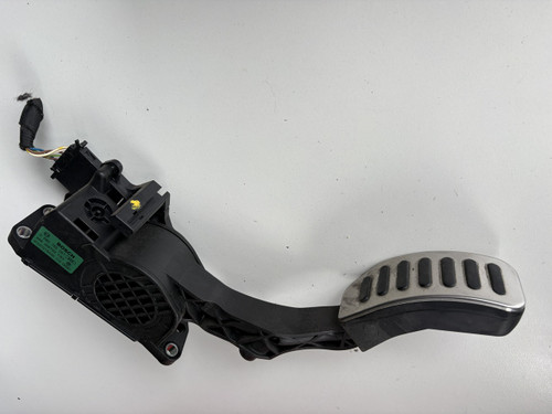 VW POLO 9N GTI USED ACCELEARTOR PEDAL 6Q2 721 503 E