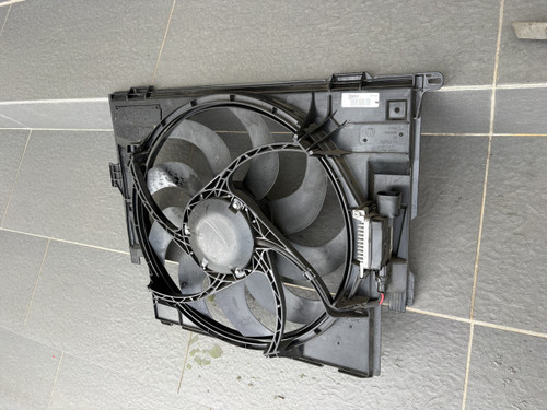 BMW F20 USED AC COOLING FAN 1742 7640508 025