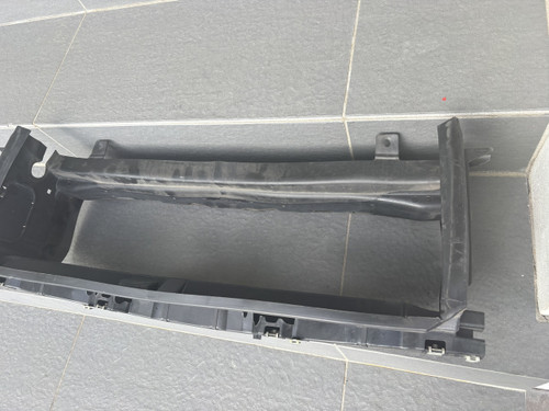 BMW F20 USED FRONT AIR DUCT 5174 7245771 156772  10