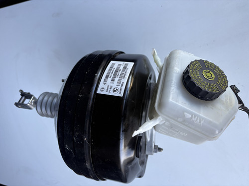 BMW F30 320 USED BRAKE BOOSTER 29 6798418 04