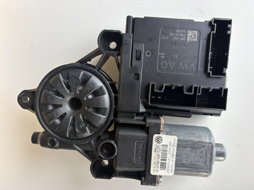 VW PASSAT 3C FACE LIFT USED RHF WINDOW MOTOR 3C0 959 793 C