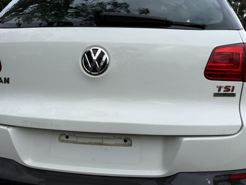 VW TIGUAN USED REAR BAR COVER IN WHITE C9A PAINT CODE