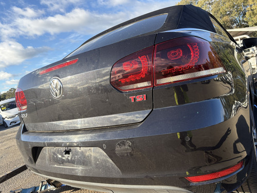 VW GOLF MK6 CONVERTIBLE USED REAR BAR COVER IN BLACK C9X PAINT CODE
