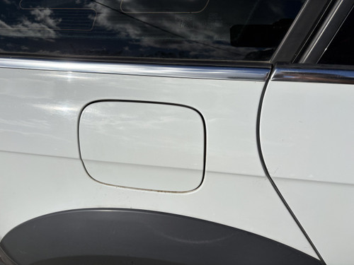 AUDI A4 B8 ALLROAD USED FUEL FLAP IN WHITE