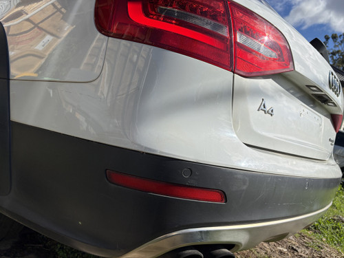 AUDI A4 B8 ALLROAD USED REAR BAR COVER IN WHITE S9R PAINT CODE