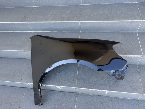 VW GOLF MK6 WAGON USED RH GUARD IN BLACK C9X PAINT CODE