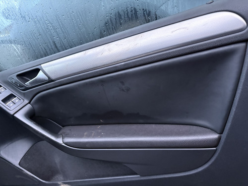 VW GOLF MK6 CONVERTIBLE USED LEATHER INSERT RHF DOOR TRIM