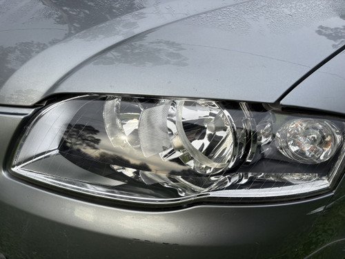 AUDI A4 B7 USED LH CLEAR BLINKER TYPE HEADLIGHT