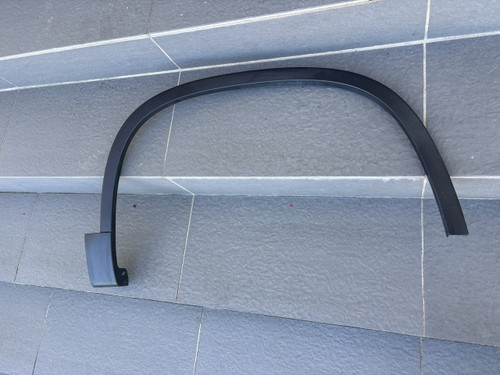 VW TIGUAN 5N USED RHF WHEEL ARCH TRIM USED 5N0 854 732 B