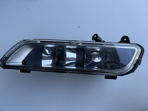 VW PASSAT 3C LATE USED RH FOGLIGHT 3AA 941 662 F