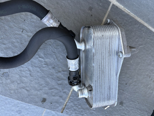 BMW E88 125I USED TRANSMISSION COOLER WITH HOSES