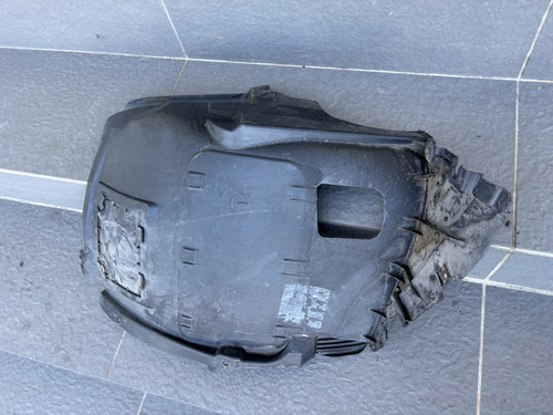 BMW E88 USED RH FRONT LOWER SPLASH TRAY  51 11 8 045 962