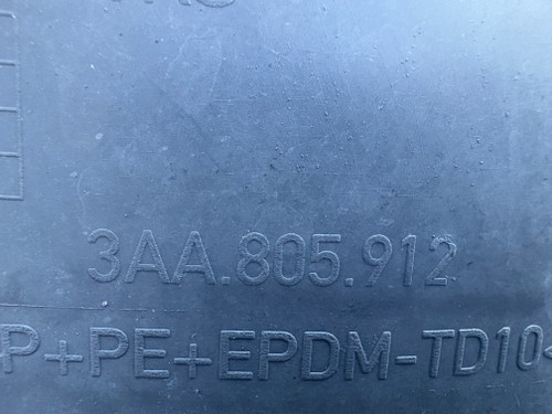 VW PASSAT LATE  3C USED RHF LOWER SPLASH TRAY 3AA 805 912