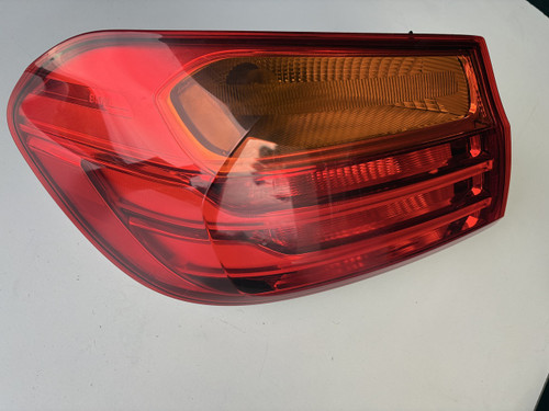 BMW M4 F32 F33 F83 F83 USED GENUINE LH OUTER TAIL LIGHT 6321 7296097