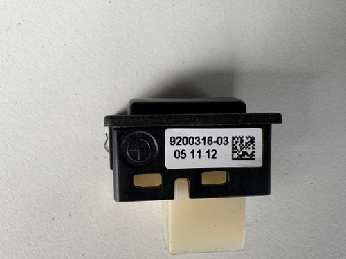 BMW F30 USED BOOT OPENING SWITCH 9200316-03