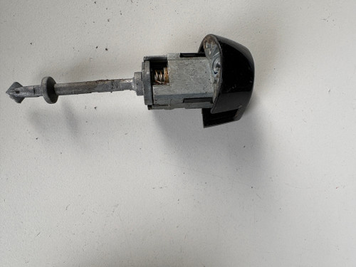 BMW F30 USED RHF DOOR BARREL