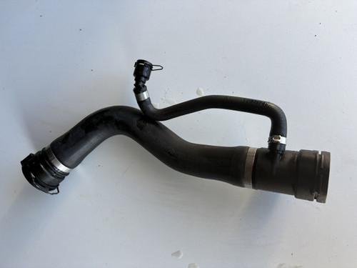 BMW F30 USED TOP RADIATOR HOSE 1712 7596837-02