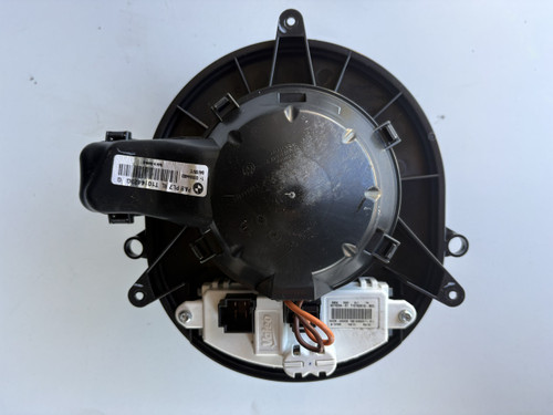 BMW F30 USED HEATER FAN MOTOR 1-00064483