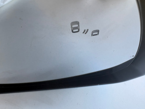 VW AMAROK 2024 ON USED RH DOOR MIRROR