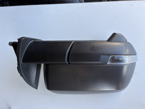 VW AMAROK 2024 ON USED RH DOOR MIRROR