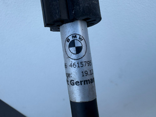 BMW F30 USED VACUUM HOSE 11 66 4615795 01