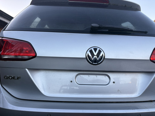 VW GOLF MK7 WAGON USED TAILGATE SHELL IN SILVER LA7W PAINT CODE