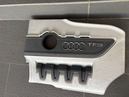 AUDI TT USED TOP ENGINE COVER 06F 103 925 J