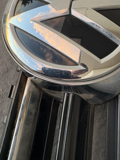 VW GOLF MK7 USED GRILLE 5G0 853 653 C