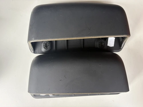 BMW E88 USED REAR ROLL BAR COVERS 7 164 823